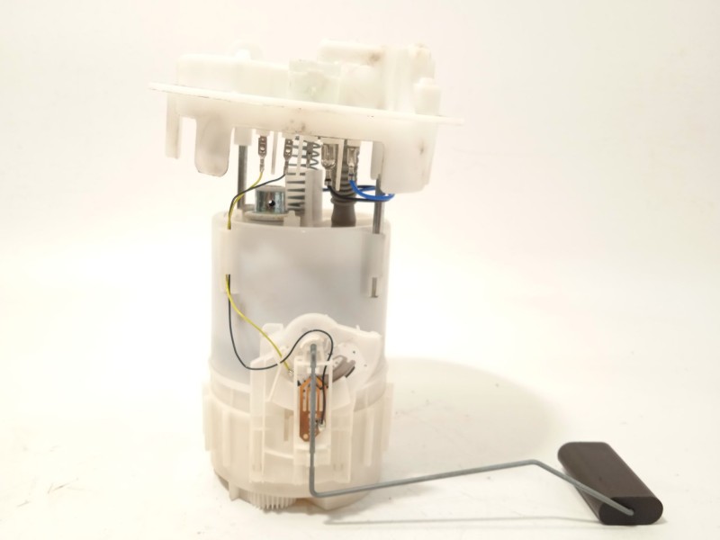 Recambio de bomba combustible para citroën c3 iii (sx) 1.2 puretech 82 referencia OEM IAM 9674466680  