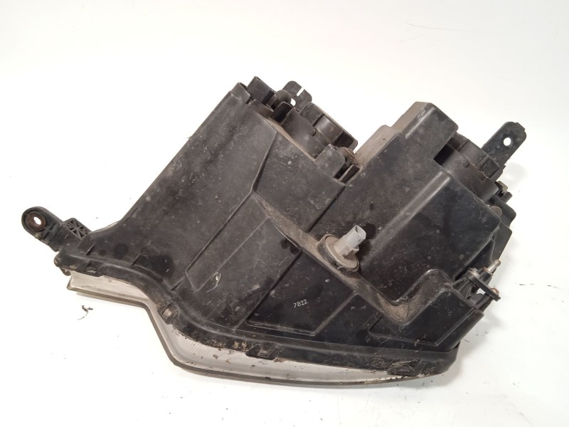 Recambio de faro derecho para opel antara a (l07) 2.0 cdti referencia OEM IAM 96627136  