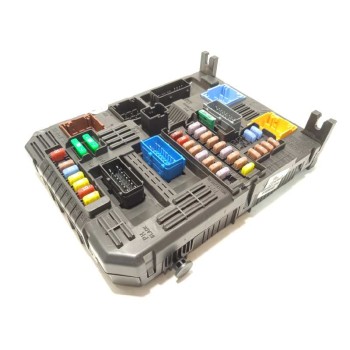 CAJA RELES / FUSIBLES 9819851380 28550133 1663368880