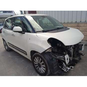 FIAT 500 L (330) de desguace