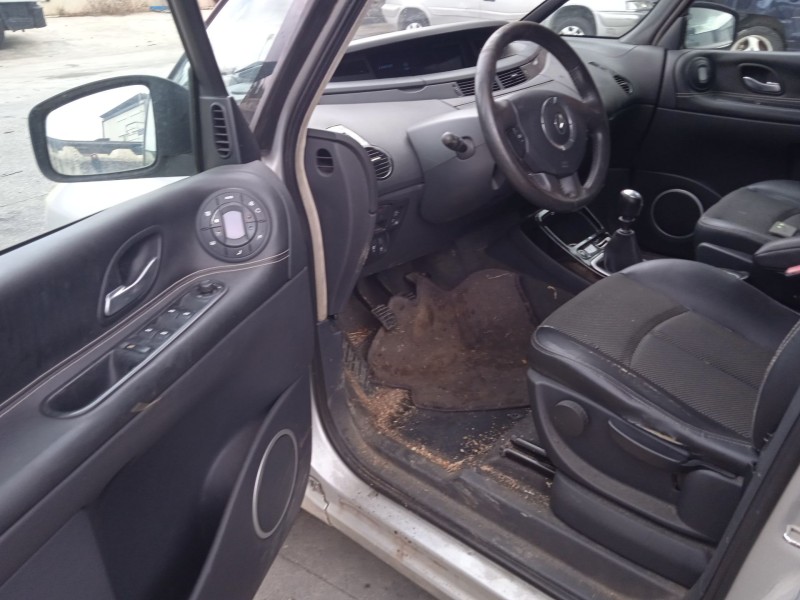 renault espace iv (jk0/1_) del año 2010
