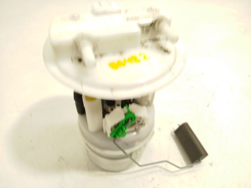 Recambio de bomba combustible para renault clio iv (bh_) 0.9 tce 90 referencia OEM IAM 170114543R  