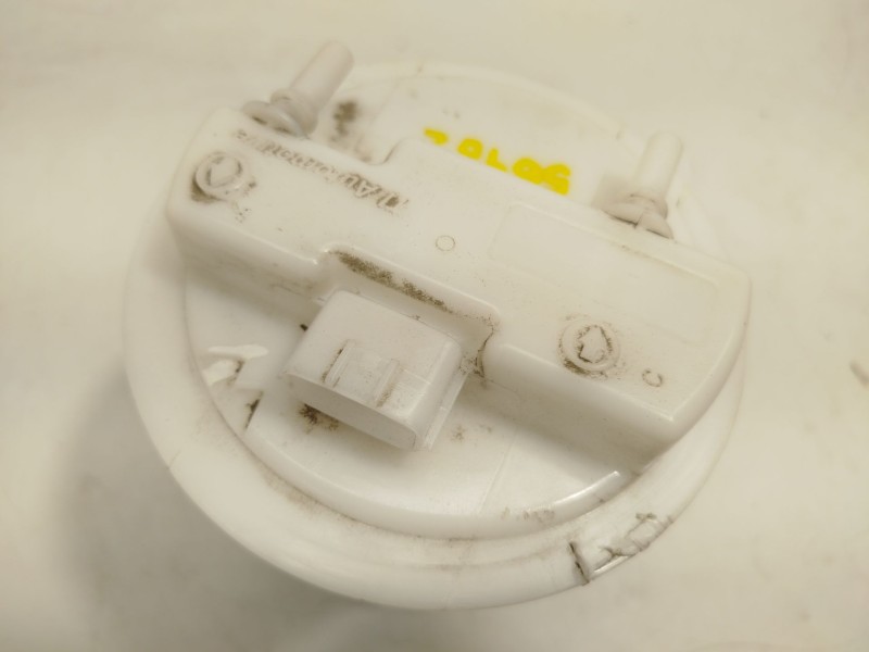 Recambio de bomba combustible para renault clio iv (bh_) 0.9 tce 90 referencia OEM IAM 170114543R  