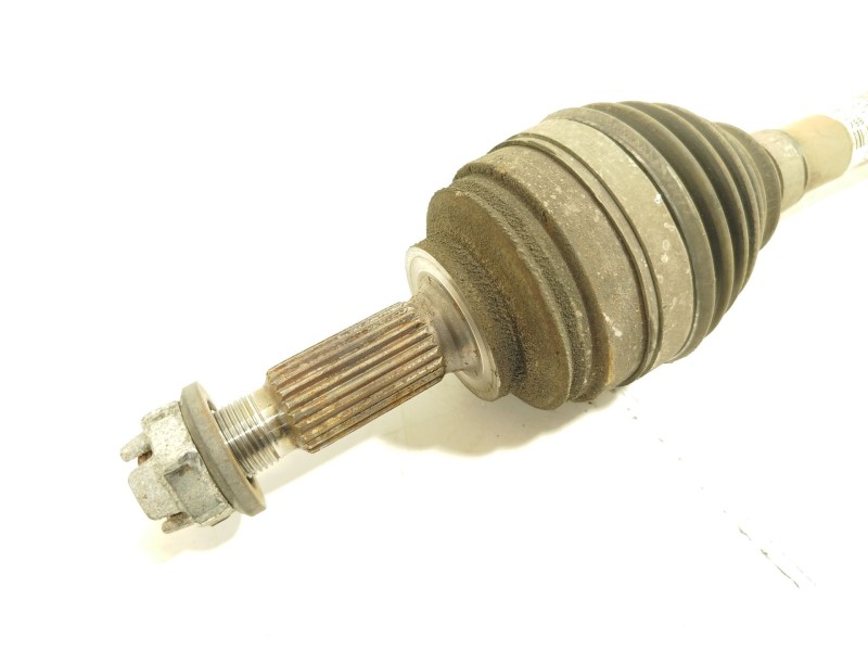 Recambio de transmision delantera derecha para renault clio iv (bh_) 0.9 tce 90 referencia OEM IAM 391009101R  