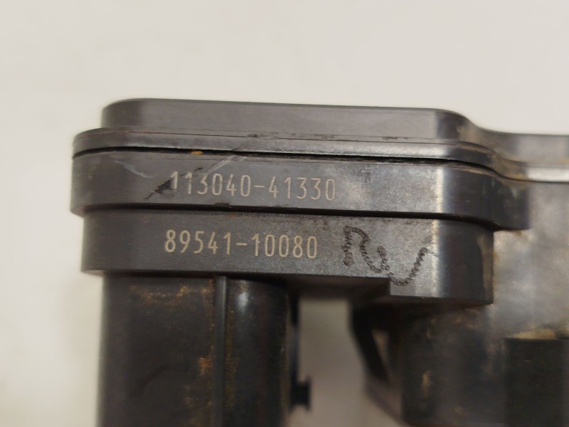 Recambio de abs para toyota c-hr hybrid advance referencia OEM IAM 4451010070 8954110080 11304041330