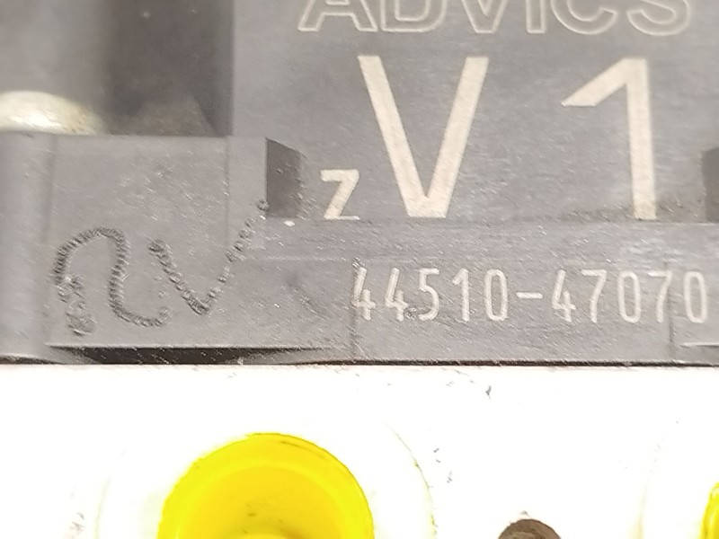 Recambio de abs para toyota c-hr (_x1_) 1.8 hybrid (zyx10_, zyx11_) referencia OEM IAM 4451047070  11304041030