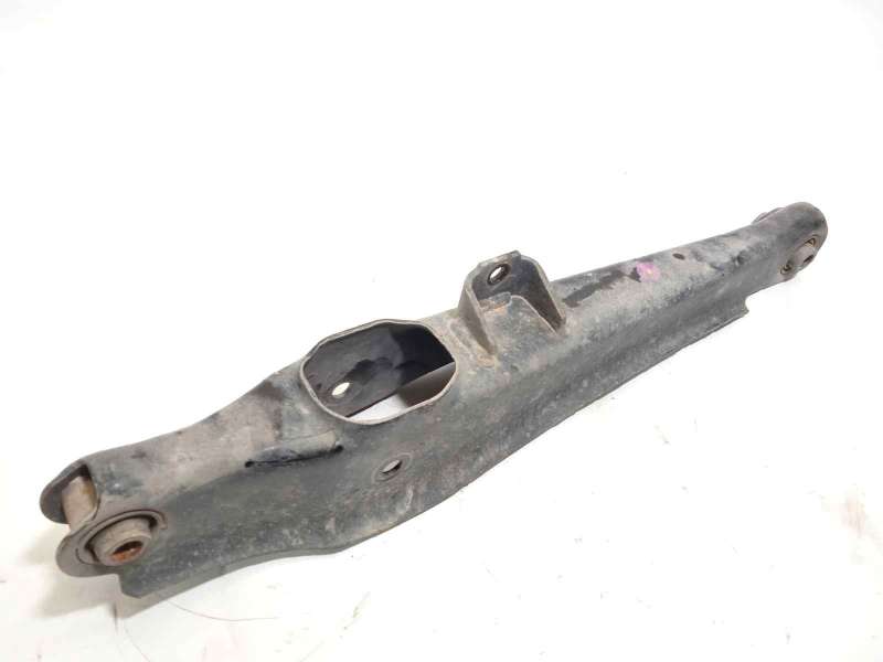 BRAZO SUSPENSION INFERIOR TRASERO DERECHO 4113A217 
