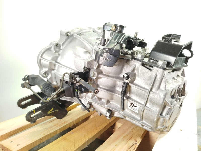 Recambio de caja cambios para kia cee´d sw (ed) 1.6 crdi 90 referencia OEM IAM 4300032476  