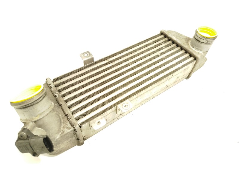 Recambio de intercooler para kia cee´d sw (ed) 1.6 crdi 90 referencia OEM IAM 282712A610  