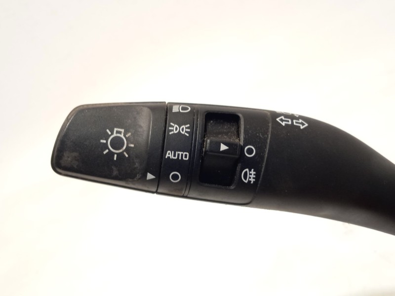 Recambio de mando intermitentes para kia rio iv (yb, sc, fb) 1.2 cvvt referencia OEM IAM 93403D4852  