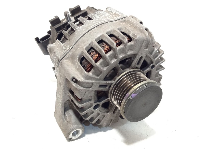 Recambio de alternador para bmw x1 (e84) sdrive 18 d referencia OEM IAM 8507624 12318507624 FG18S052
