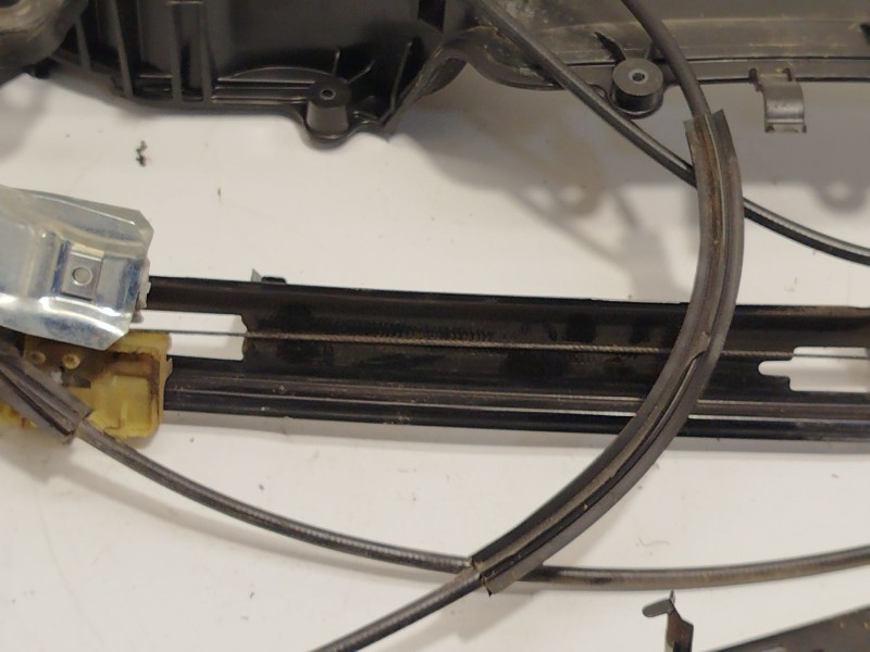 Recambio de elevalunas delantero izquierdo para seat leon (1p1) 1.9 tdi referencia OEM IAM 1P0837401J  