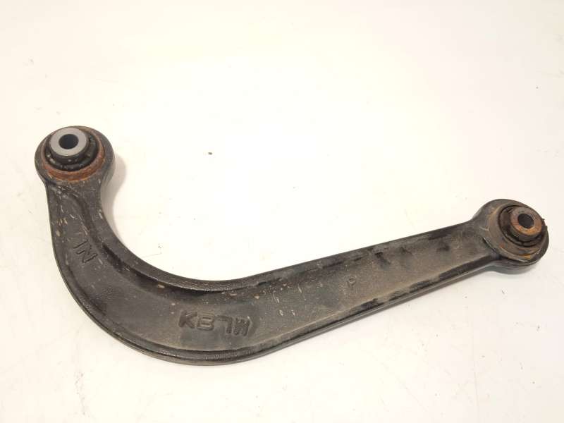 BRAZO SUSPENSION SUPERIOR TRASERO IZQUIERDO KB7W28C10 