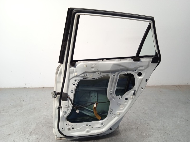 Recambio de puerta trasera derecha para mazda 3 (bl) 1.6 mzr cd (bl14) referencia OEM IAM BBY67202XH  
