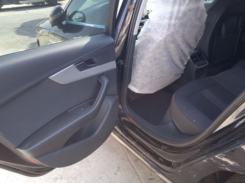 audi a4 b9 (8w2, 8wc) del año 2024