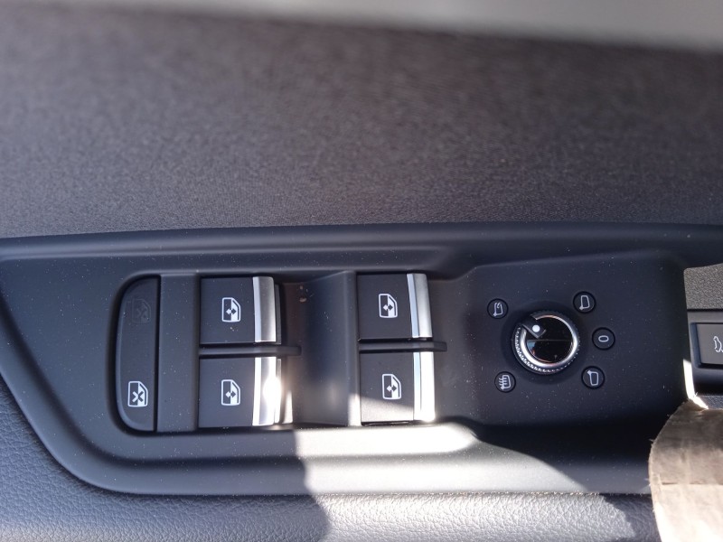 audi a4 b9 (8w2, 8wc) del año 2024