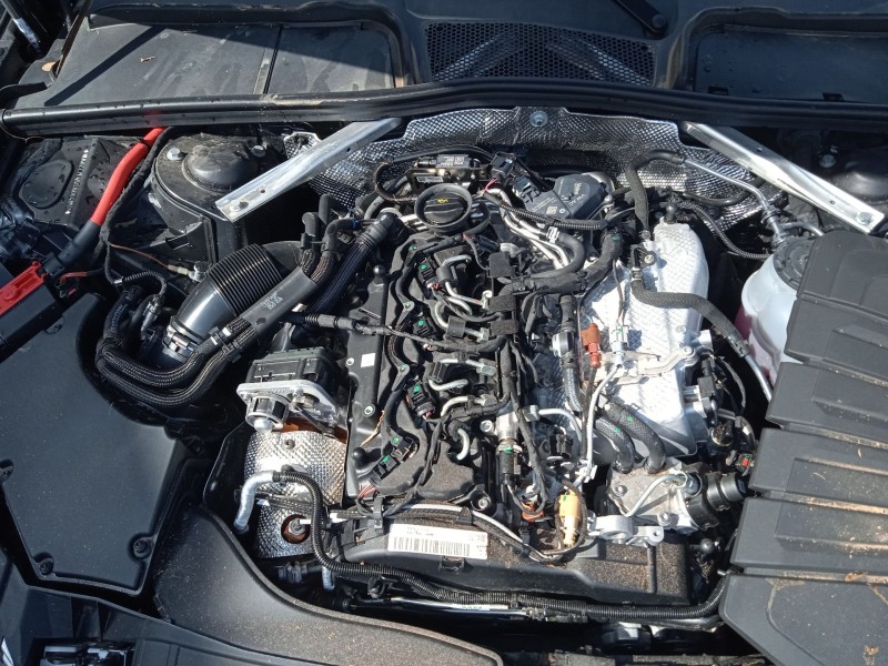 audi a4 b9 (8w2, 8wc) del año 2024