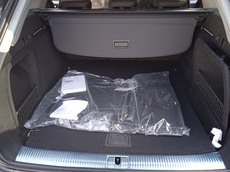 audi a4 b9 (8w2, 8wc) del año 2024