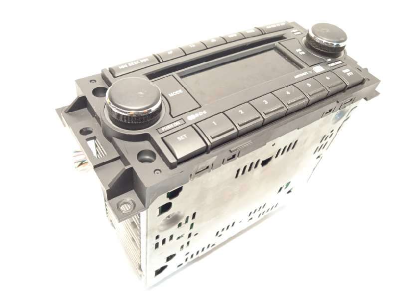 SISTEMA AUDIO / RADIO CD P05064067AG 