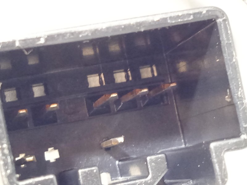 Recambio de cerradura puerta delantera izquierda para mazda 3 (bl) 1.6 mzr cd (bl14) referencia OEM IAM BBP259310E  