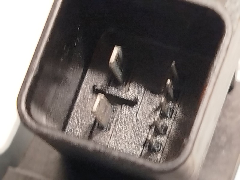 Recambio de elevalunas trasero derecho para opel astra j (p10) 1.7 cdti (68) referencia OEM IAM 13350763  