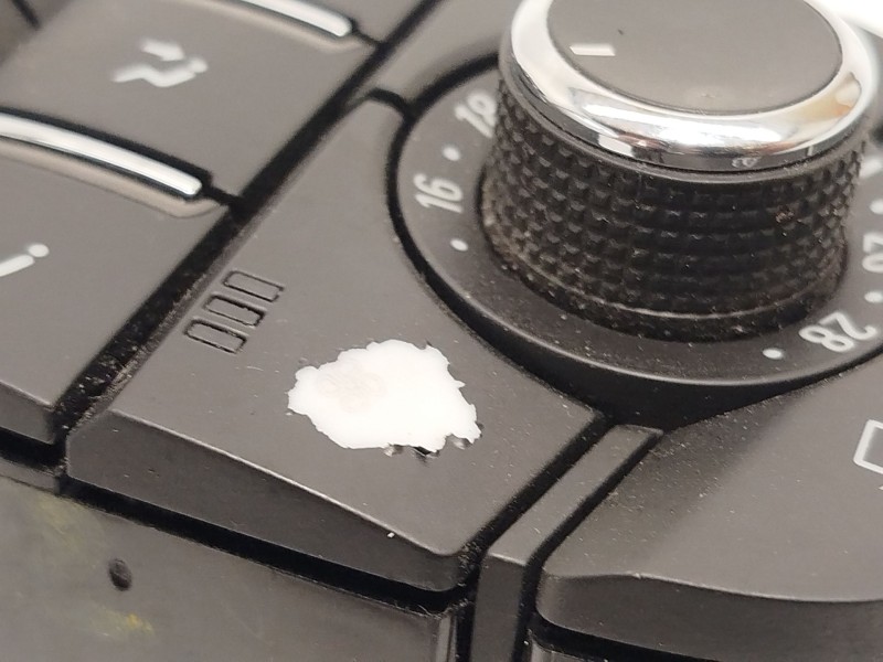 Recambio de mando climatizador para opel astra j (p10) 1.7 cdti (68) referencia OEM IAM 13360105  28299871