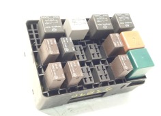 Recambio de caja reles / fusibles para ssangyong rexton / rexton ii (gab_) 2.7 d 4x4 referencia OEM IAM 8210108J72  