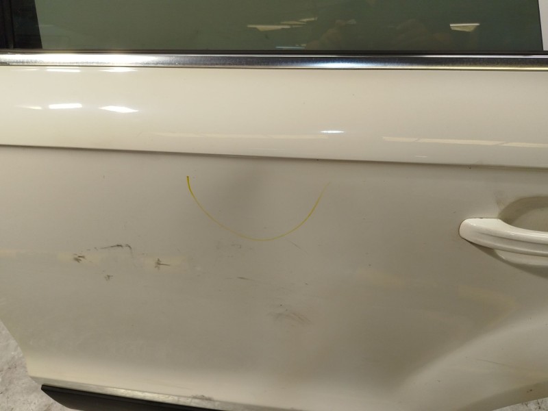 Recambio de puerta trasera izquierda para audi q7 (4lb) 3.0 tdi quattro referencia OEM IAM 4L0833051  