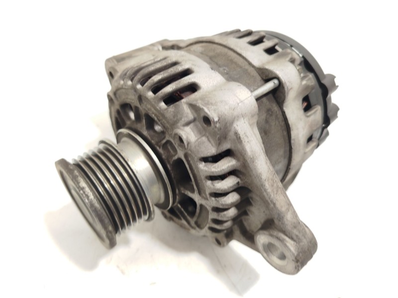 Recambio de alternador para opel insignia a (g09) 2.0 cdti (68) referencia OEM IAM 13502583  