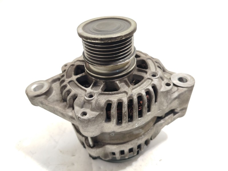 Recambio de alternador para opel insignia a (g09) 2.0 cdti (68) referencia OEM IAM 13502583  