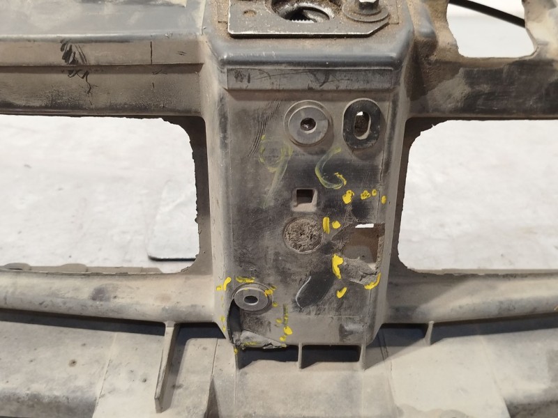 Recambio de panel frontal para nissan primastar autobús (x83) dci 120 referencia OEM IAM 6250000Q0D  