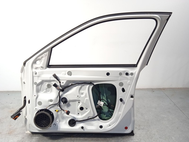 Recambio de puerta delantera derecha para skoda kamiq (nw4) 1.0 tsi referencia OEM IAM 658831052B  