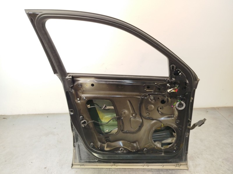 Recambio de puerta delantera izquierda para audi q3 (8ub, 8ug) 2.0 tdi referencia OEM IAM 8U0831051B  
