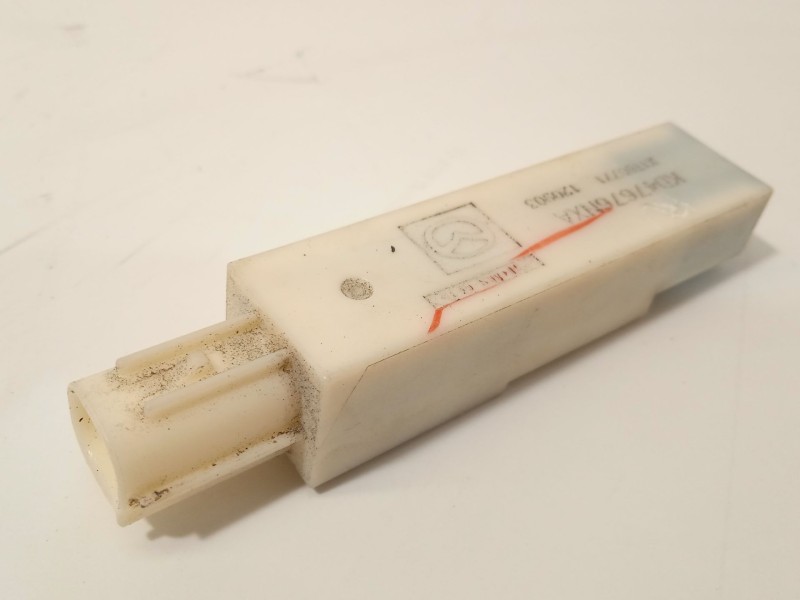 Recambio de antena para mazda 3 hatchback (bp) 2.0 skyactiv-g m hybrid referencia OEM IAM KD47676NXA  