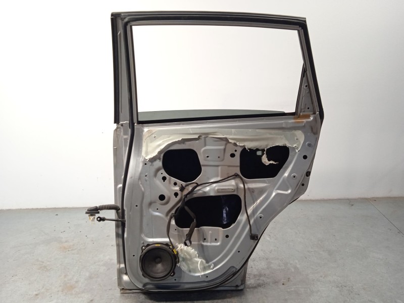 Recambio de puerta trasera derecha para opel antara a (l07) 2.0 cdti referencia OEM IAM 96849956 95416997 