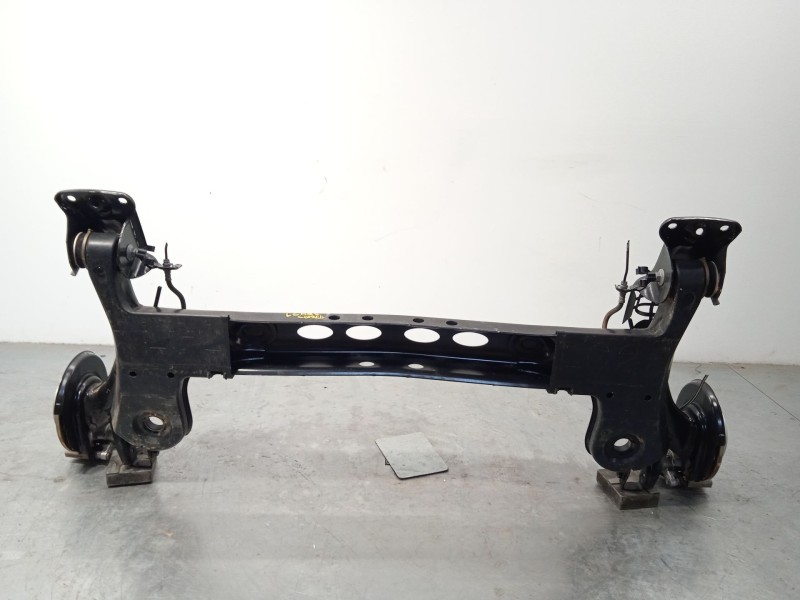 Recambio de puente trasero para skoda kamiq (nw4) 1.0 tsi referencia OEM IAM 2Q0501053CM  