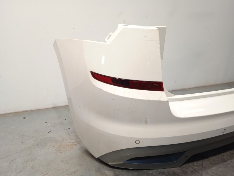 Recambio de paragolpes trasero para skoda kamiq (nw4) 1.0 tsi referencia OEM IAM 658807421A  