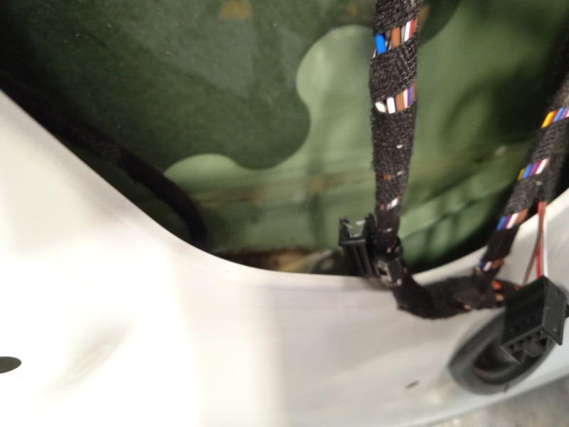 Recambio de puerta trasera izquierda para skoda kamiq (nw4) 1.0 tsi referencia OEM IAM 658833051B  