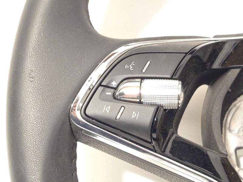 Recambio de volante para skoda kamiq (nw4) 1.0 tsi referencia OEM IAM 5E3419093A 5E3419093AVKH 