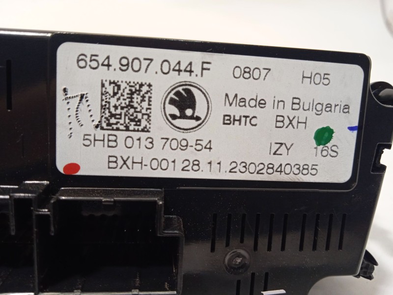 Recambio de mando climatizador para skoda kamiq (nw4) 1.0 tsi referencia OEM IAM 654907044F 654907044FIZY 5HB01370954