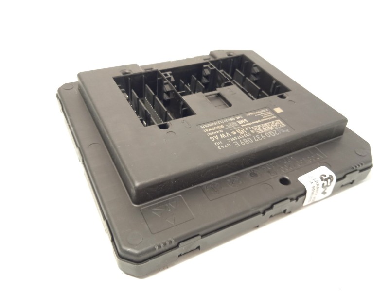 Recambio de centralita confort para skoda kamiq (nw4) 1.0 tsi referencia OEM IAM 2Q0937089E 2Q0937089C A3C0988960400