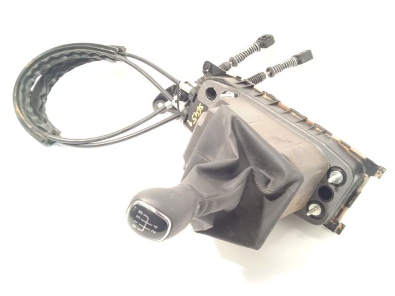 Recambio de palanca cambio para skoda kamiq (nw4) 1.0 tsi referencia OEM IAM 5R3711049K  