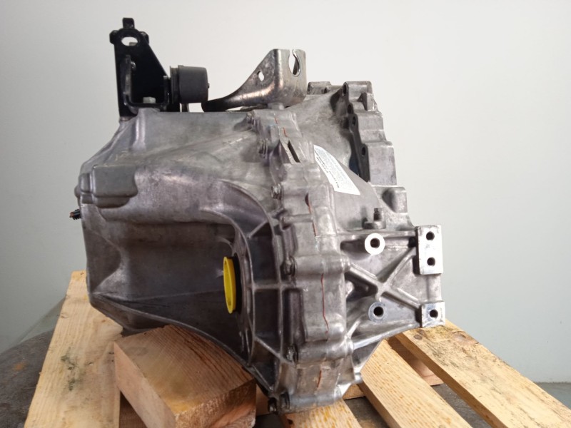 Recambio de caja cambios para toyota verso (_r2_) 2.0 d-4d (aur20_) referencia OEM IAM 3030064080  