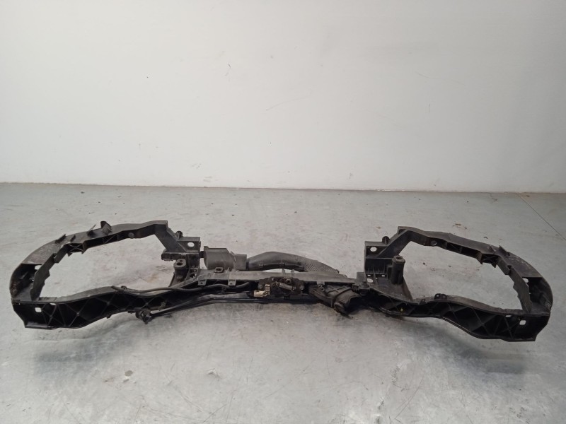 Recambio de panel frontal para ford focus iii 1.6 tdci referencia OEM IAM 1926039 F1EB8B041AB 