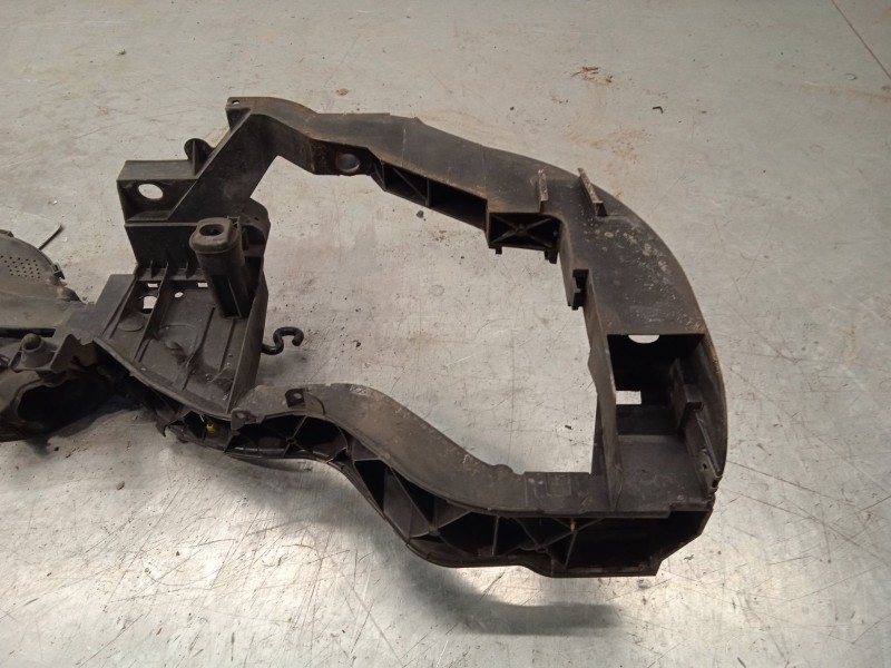 Recambio de panel frontal para ford focus iii 1.6 tdci referencia OEM IAM 1926039 F1EB8B041AB 