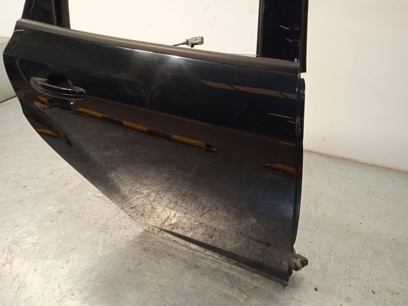 Recambio de puerta trasera derecha para ford focus iii 1.6 tdci referencia OEM IAM 2172759 PBM51A24630BF 