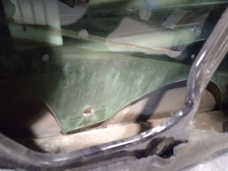 Recambio de puerta delantera izquierda para ford focus iii 1.6 tdci referencia OEM IAM 2147846 PBM51A20125BF 