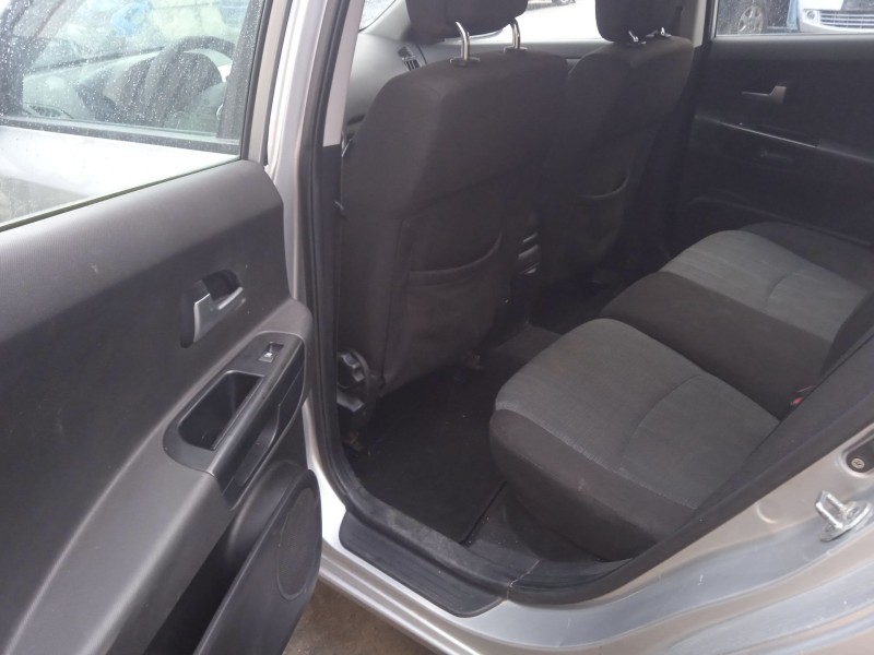 kia cee´d hatchback (ed) del año 2010