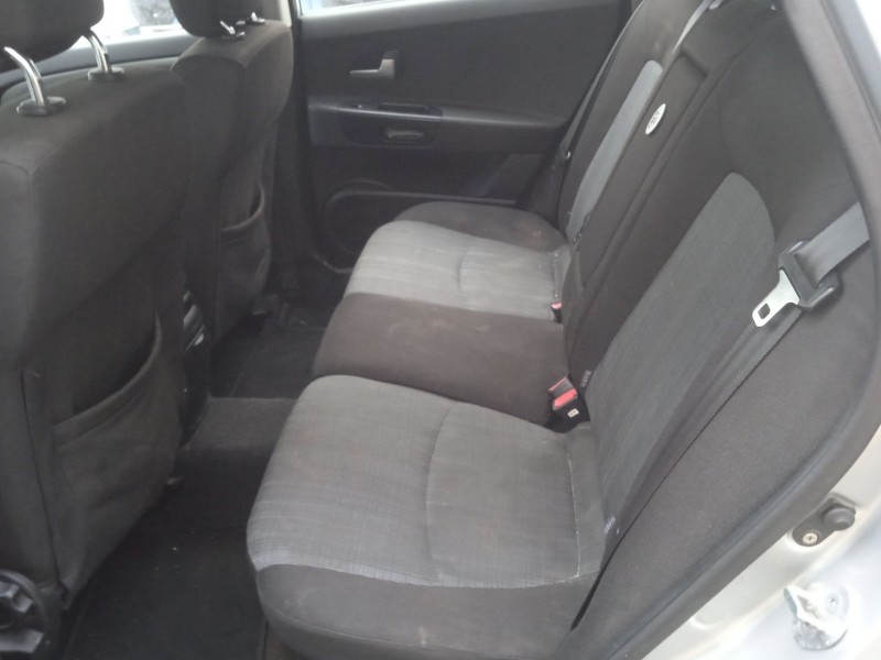 kia cee´d hatchback (ed) del año 2010