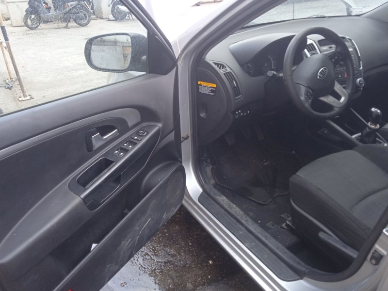 kia cee´d hatchback (ed) del año 2010